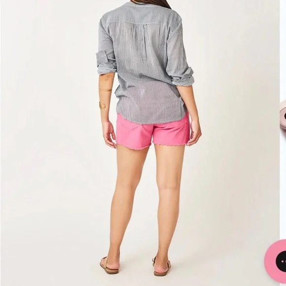 Carve Designs Oahu 4” inseam corduroy shorts in fuchsia - Picture 3 of 12